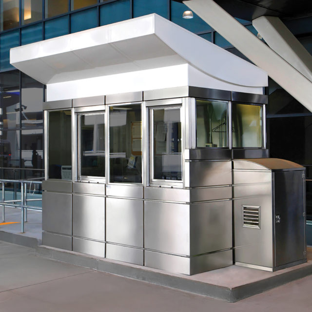 Custom Airport Dispatch Booth